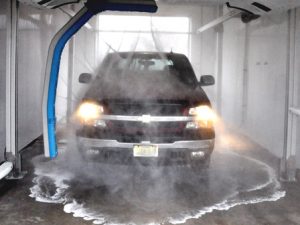 rửa xe ô tô