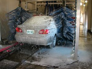 rửa xe ô tô